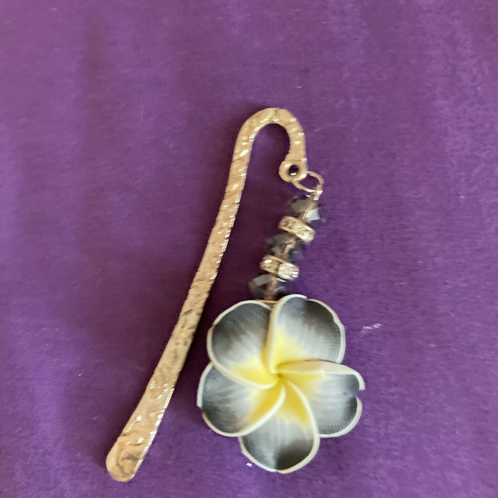 Silver bookmark - Picture 2 of 3